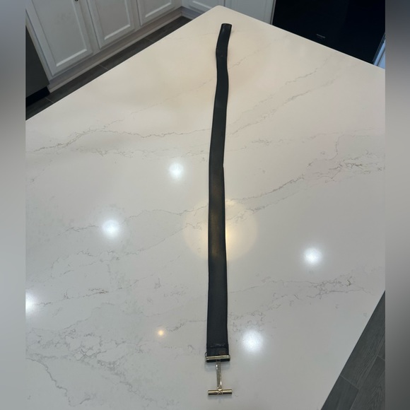 Tom Ford Black Leather Belt Gold Hardware 100/40 36 US Men’s Authentic - Picture 6 of 8